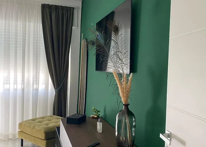 Coni Διαμέρισμα *